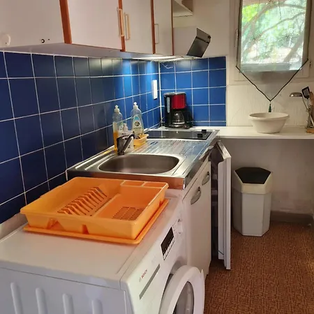 Confortable A 40 M² Avec Jardin Lejlighed *